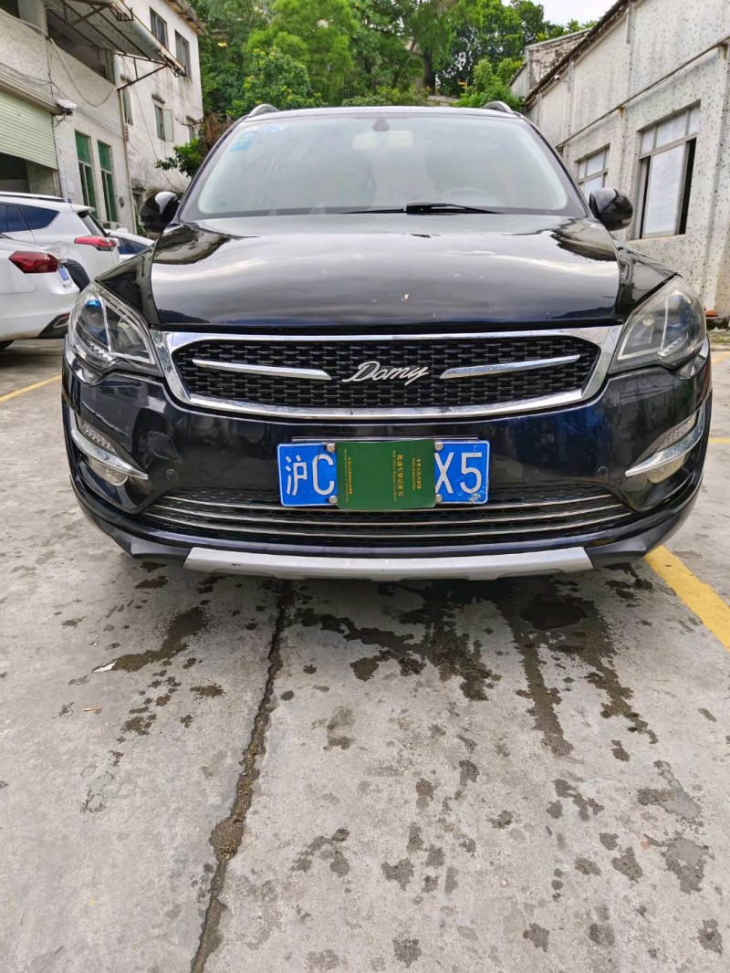 广州17年众泰大迈X51