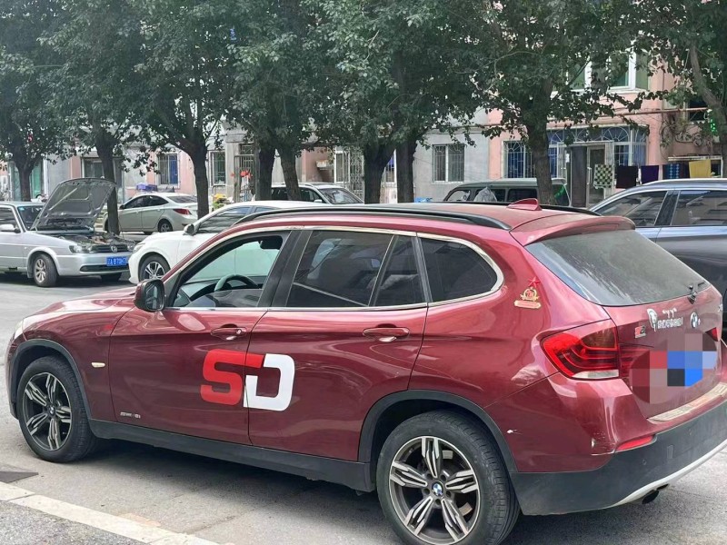 济南11年宝马X16