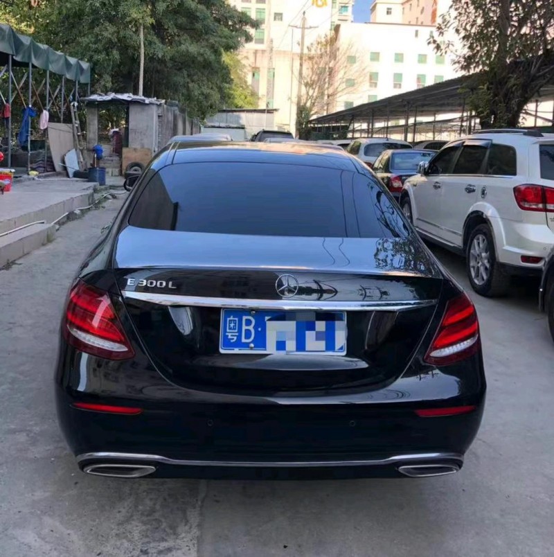 广州19年奔驰E9