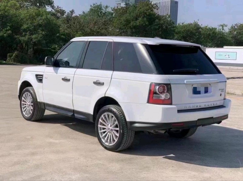 广州11年路虎揽胜运动5