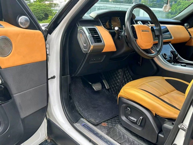 广州17年路虎揽胜运动6