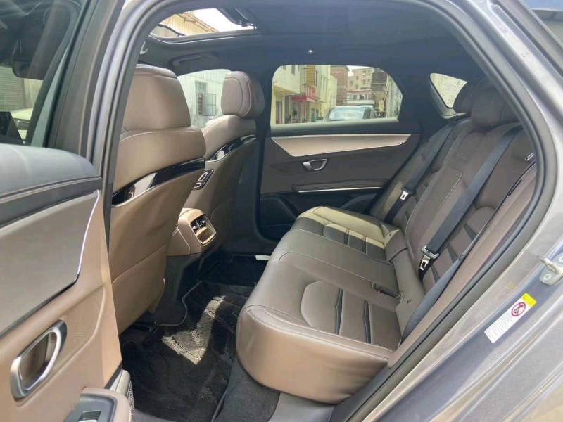 广州21年比亚迪汉5