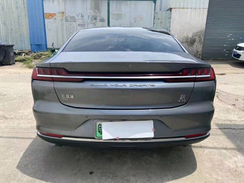 广州21年比亚迪汉9