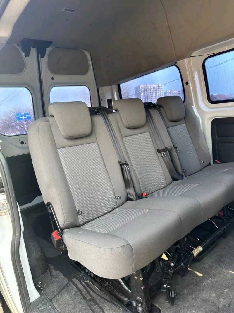 枣庄17年福特全顺6