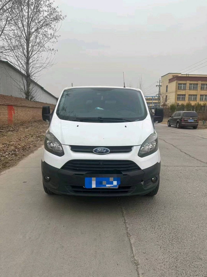 东营17年福特全顺1