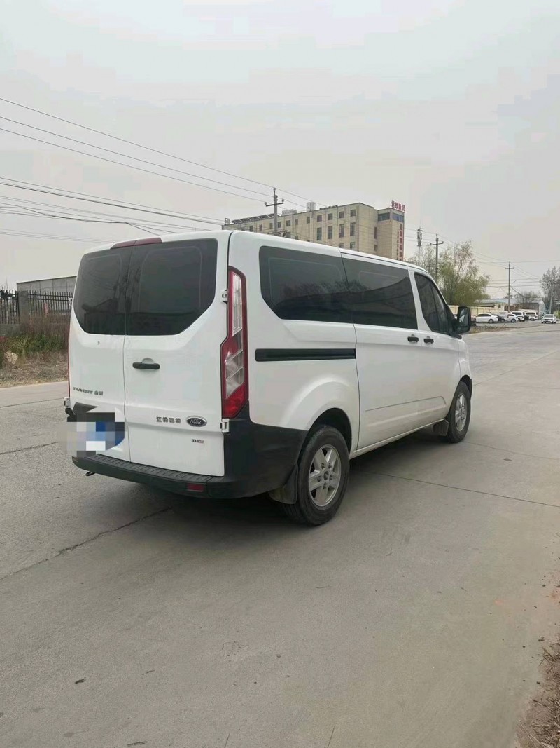 东营17年福特全顺3