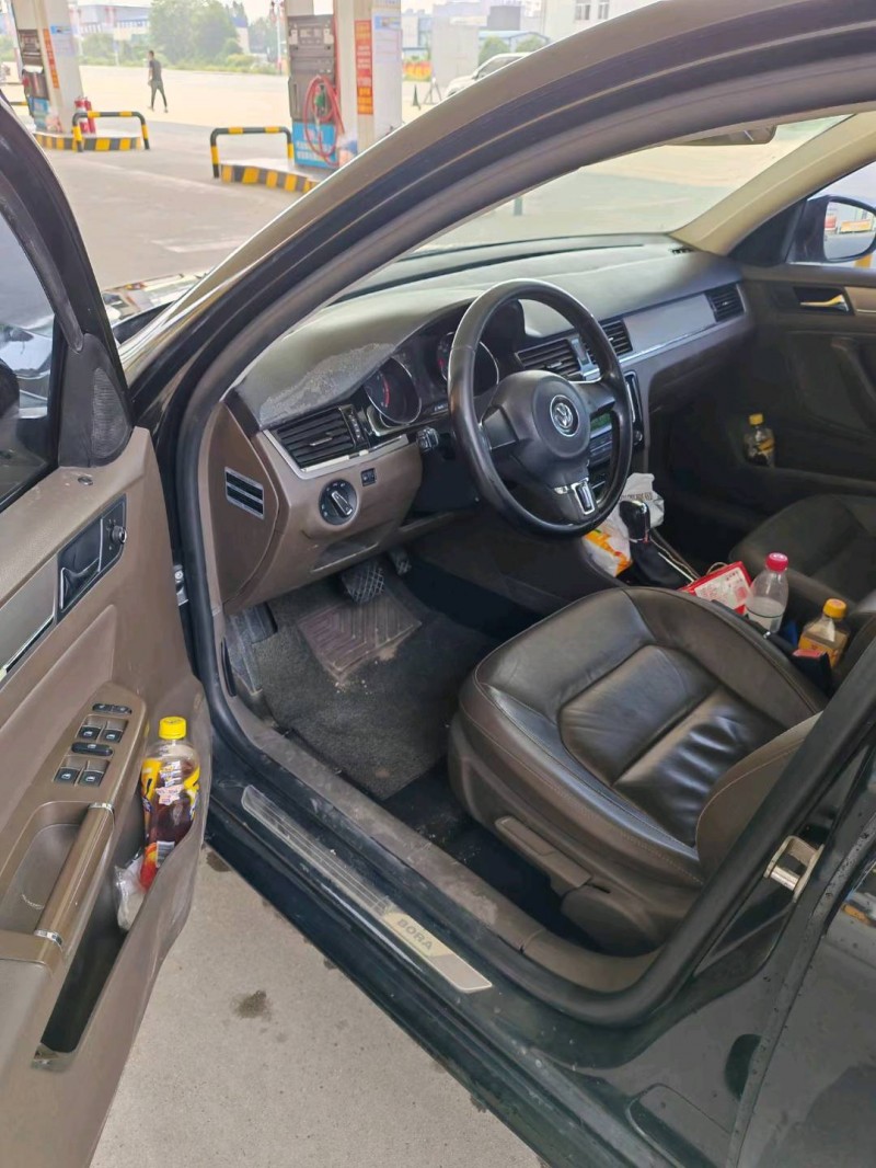 保定14年大众宝来5