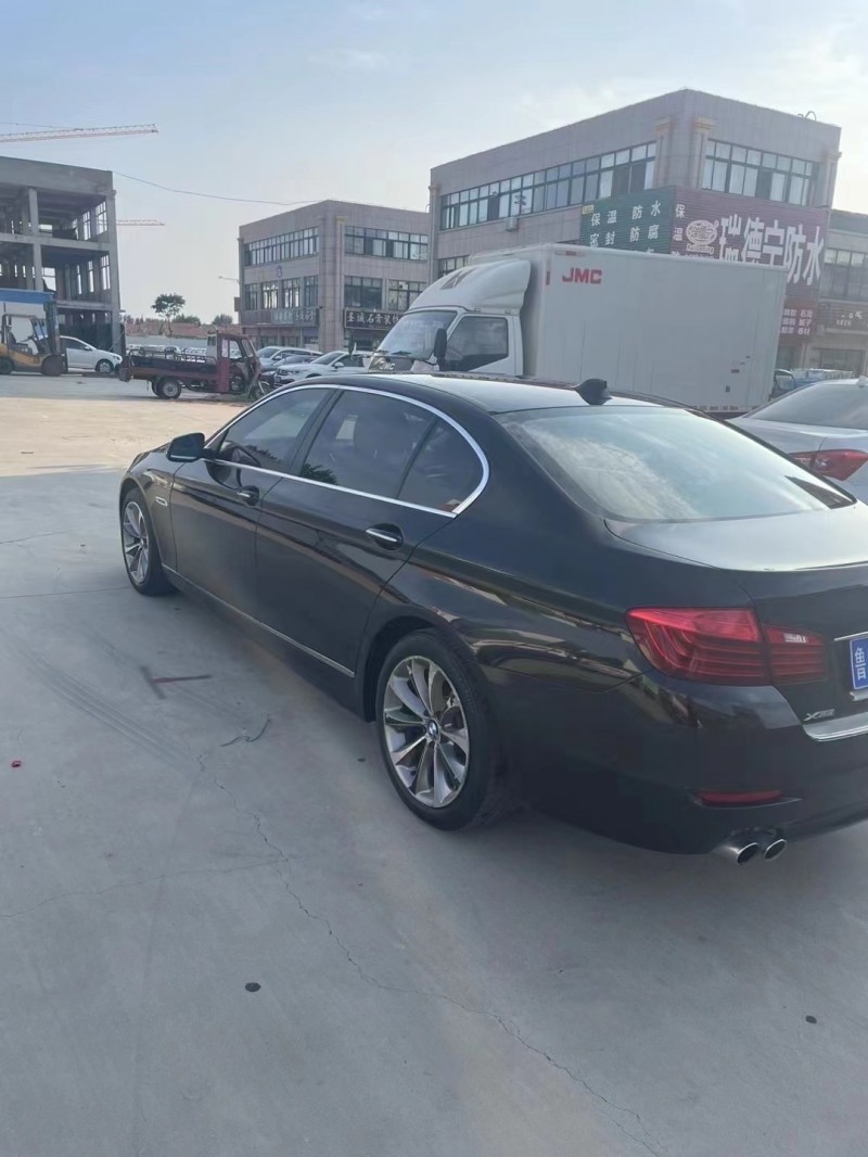 潍坊16年宝马5系3