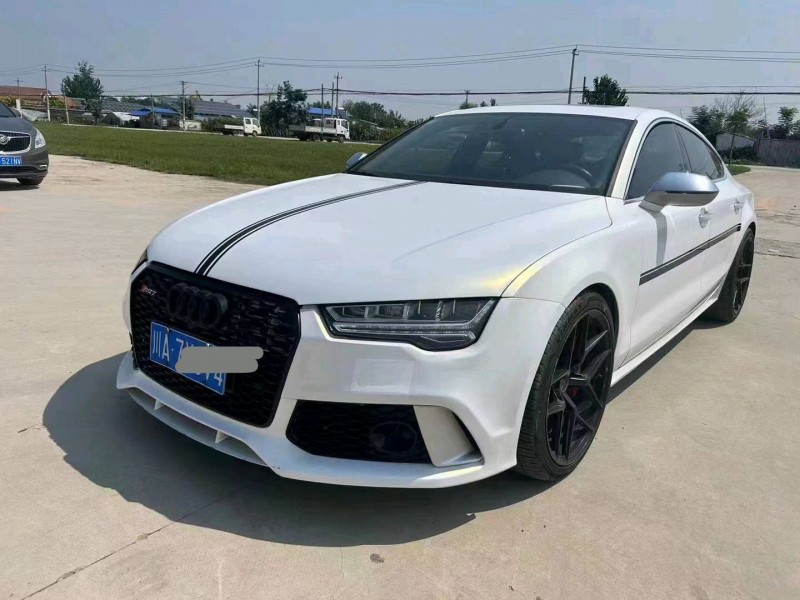 成都16年奥迪A7L1