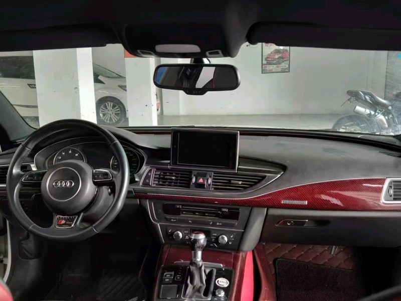 成都16年奥迪A7L2