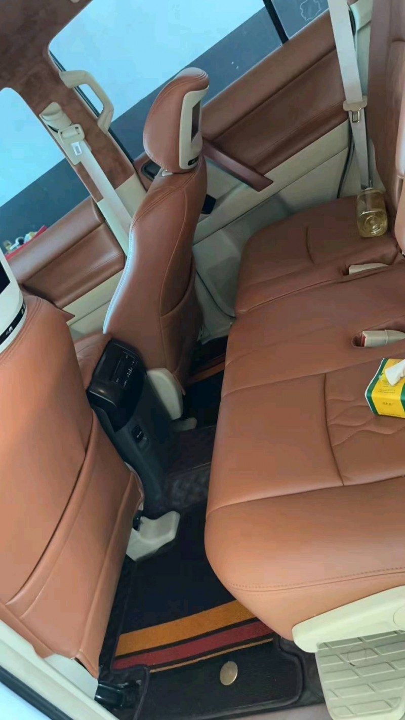 邯郸14年丰田普拉多4