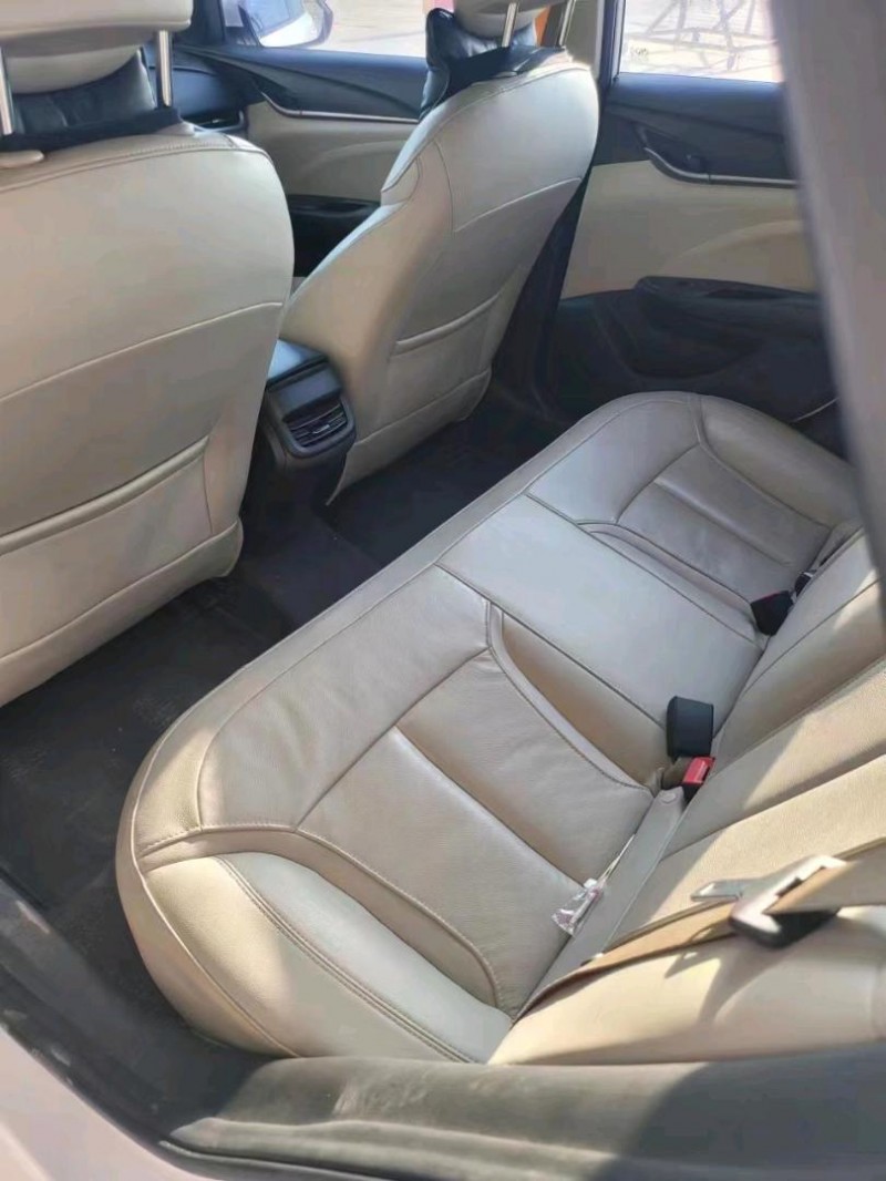 保定19年别克英朗4