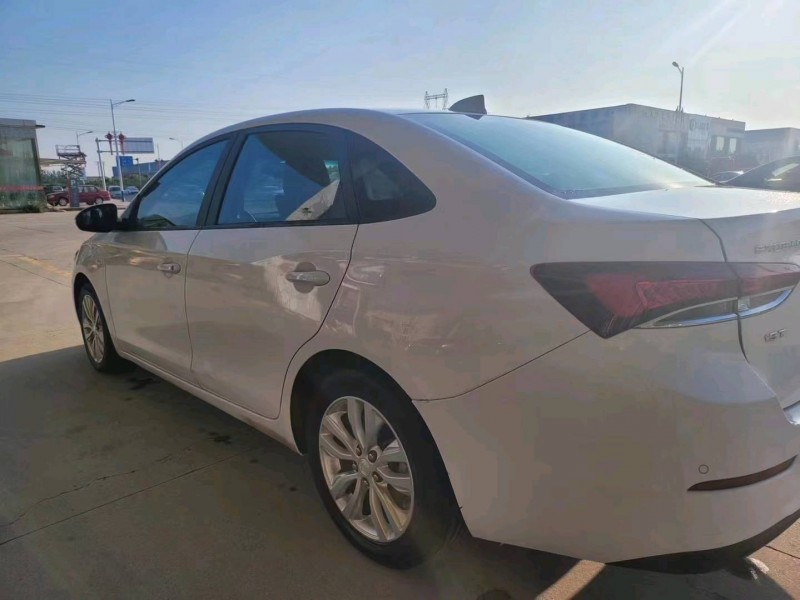 保定19年别克英朗5