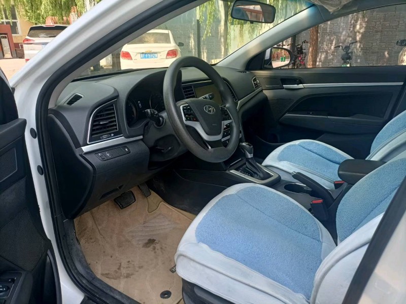 保定16年现代领动6