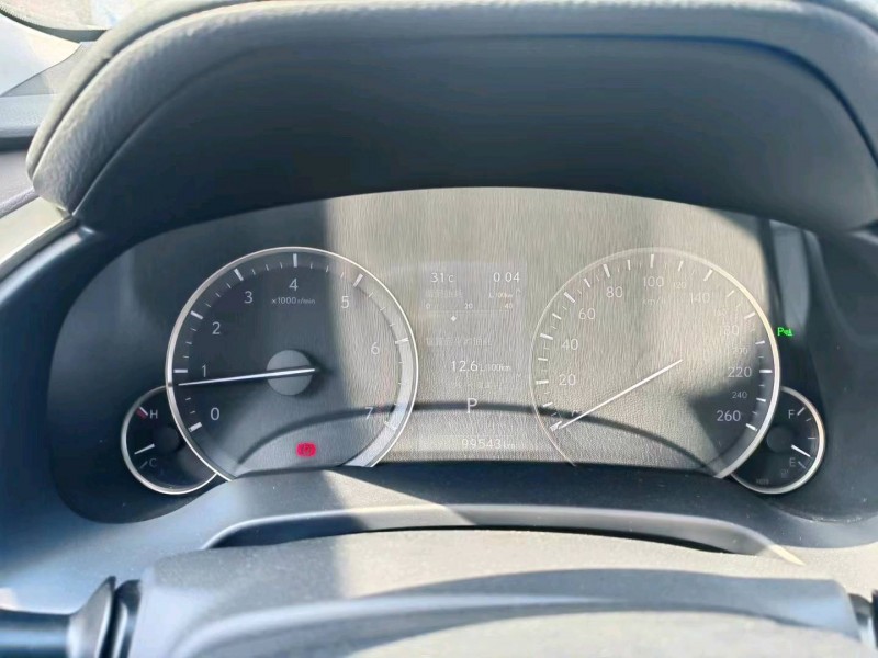 邯郸17年雷克萨斯RX7