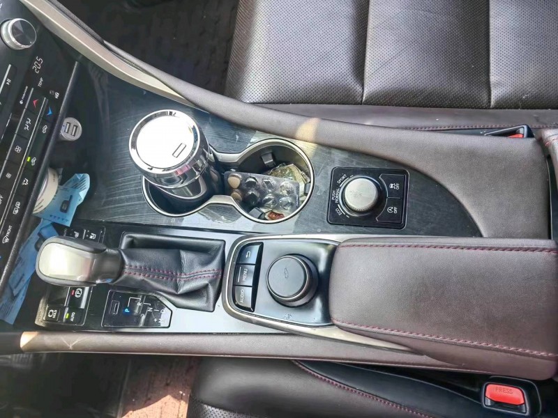 邯郸17年雷克萨斯RX9