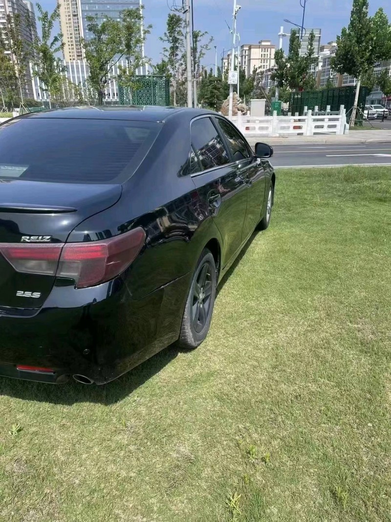 邯郸15年丰田锐志6