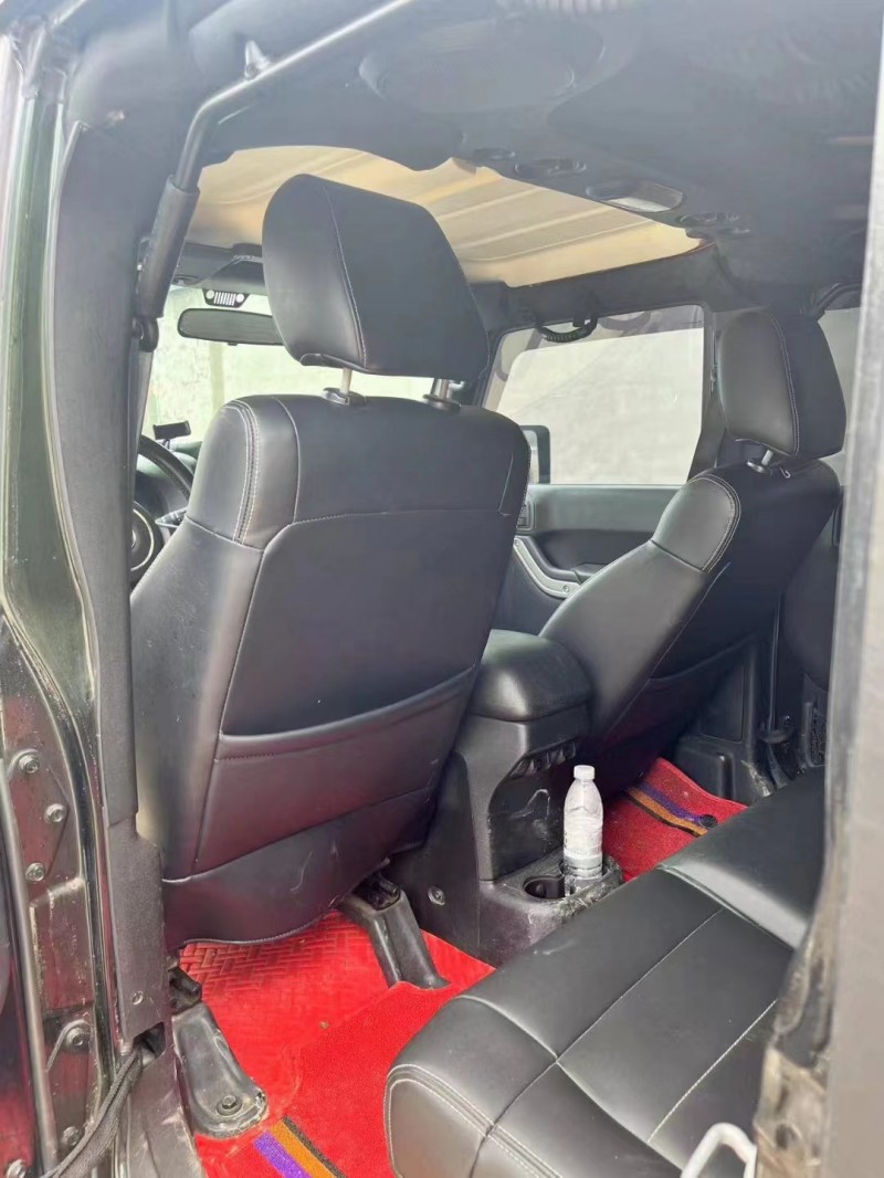 保定11年Jeep牧马人6