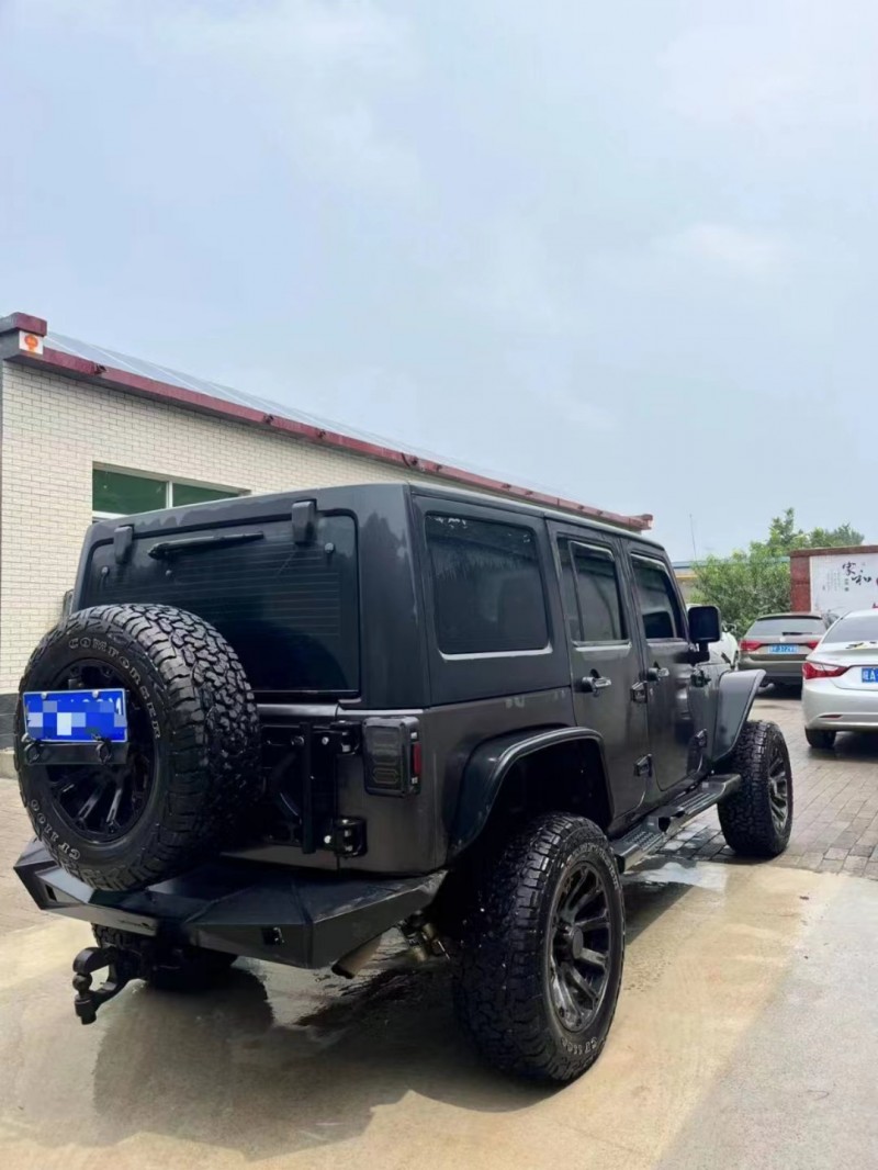 保定11年Jeep牧马人7