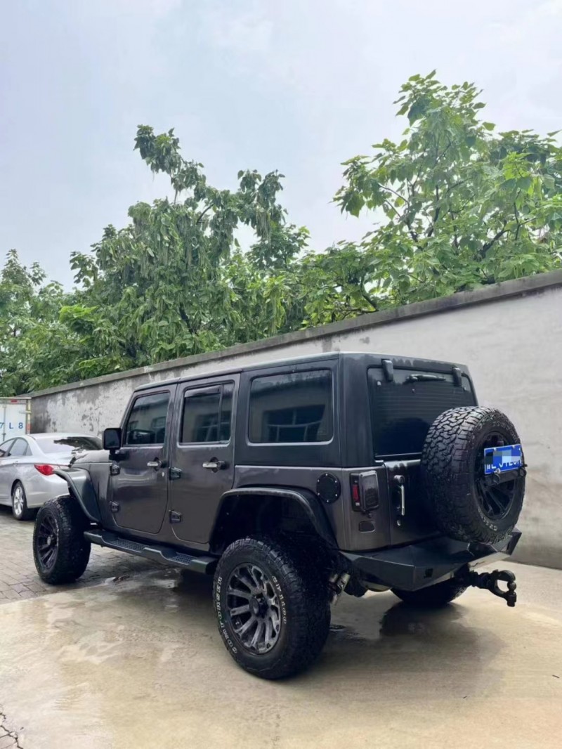 保定11年Jeep牧马人9