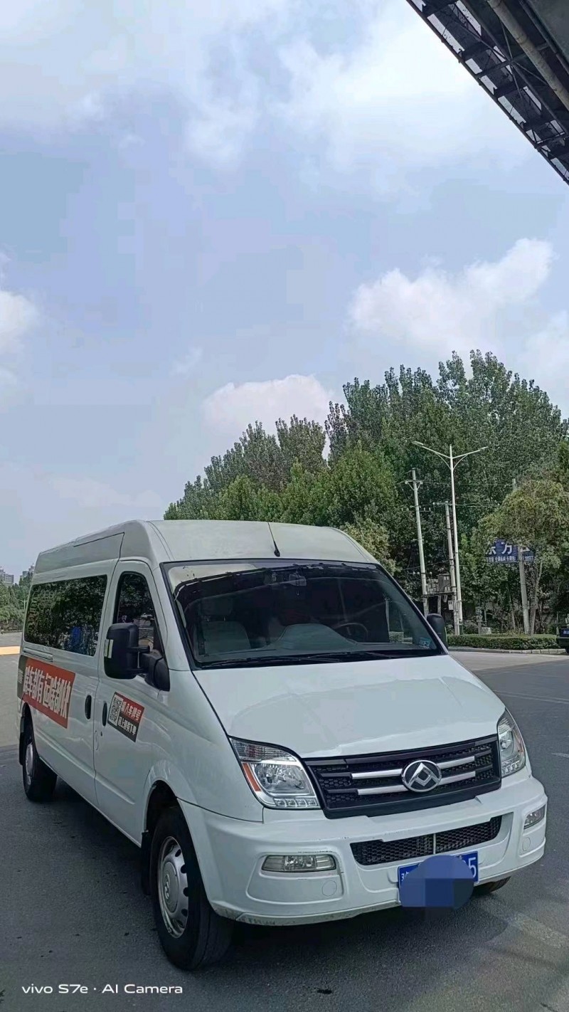 鄭州22年大通V802