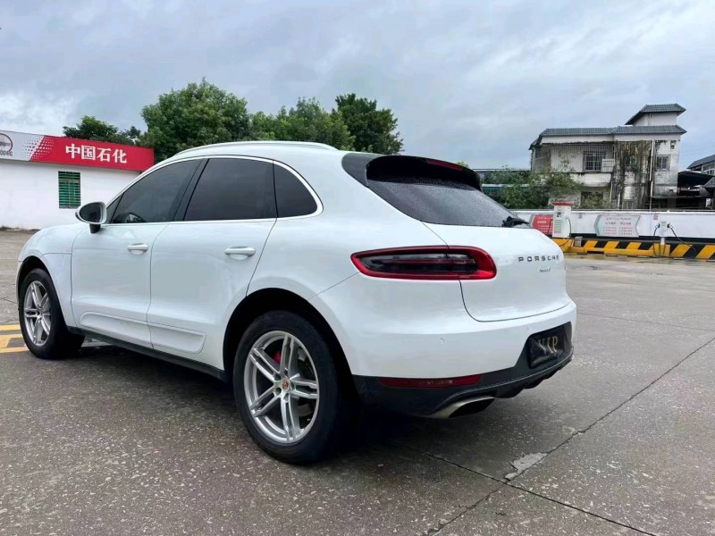 邯郸15年保时捷Macan7