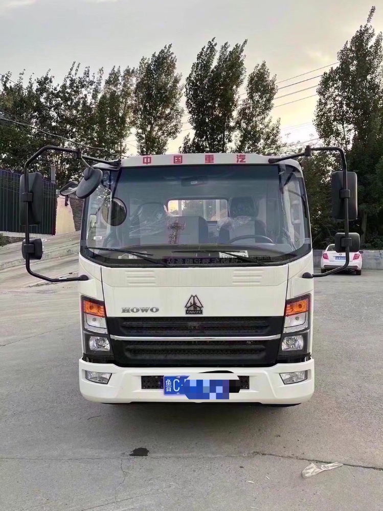 濟南23年卡車系列重汽豪沃1
