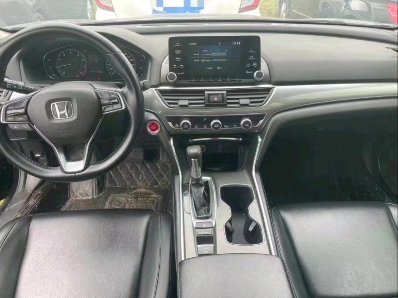 邯郸18年本田雅阁3