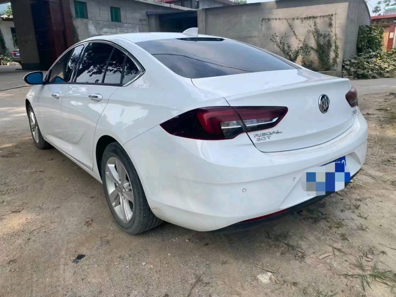 邯郸19年别克君威3