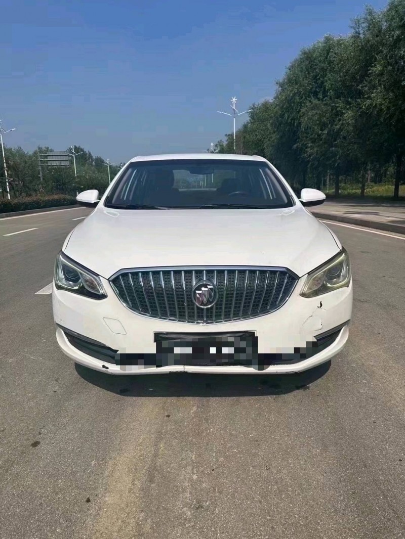 枣庄17年别克英朗1