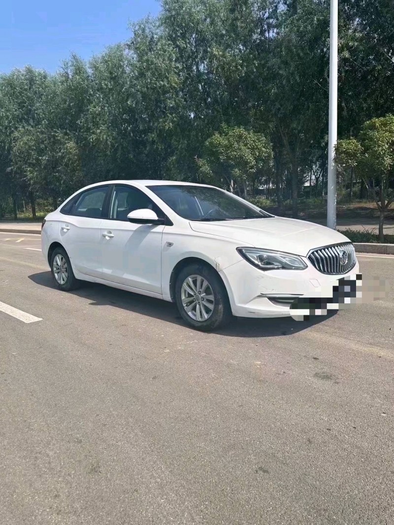 枣庄17年别克英朗2