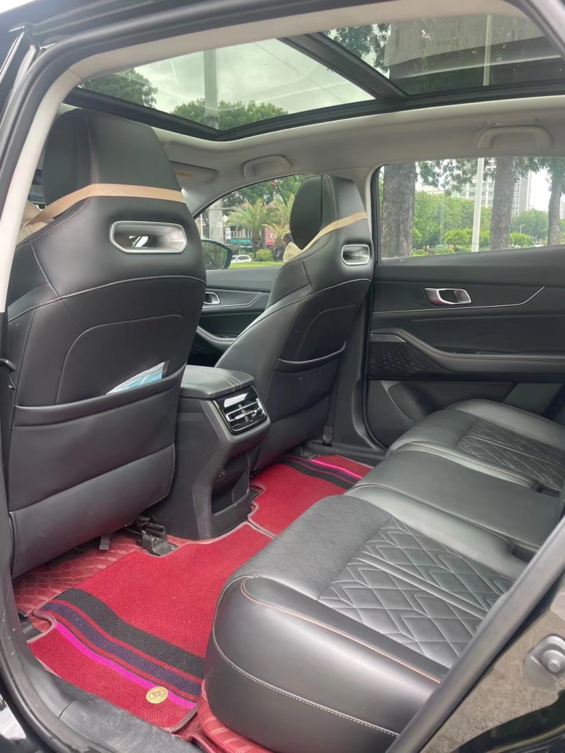 东莞22年长安汽车UNI-K5