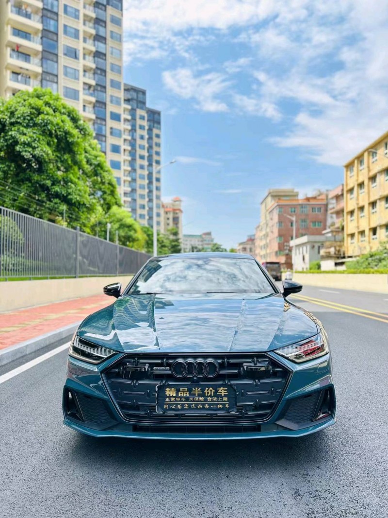东莞22年奥迪A7L1