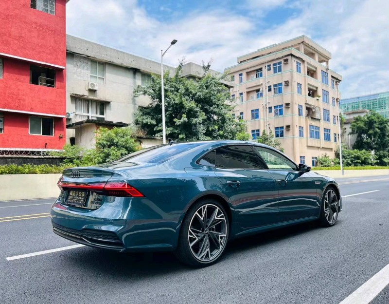 东莞22年奥迪A7L8