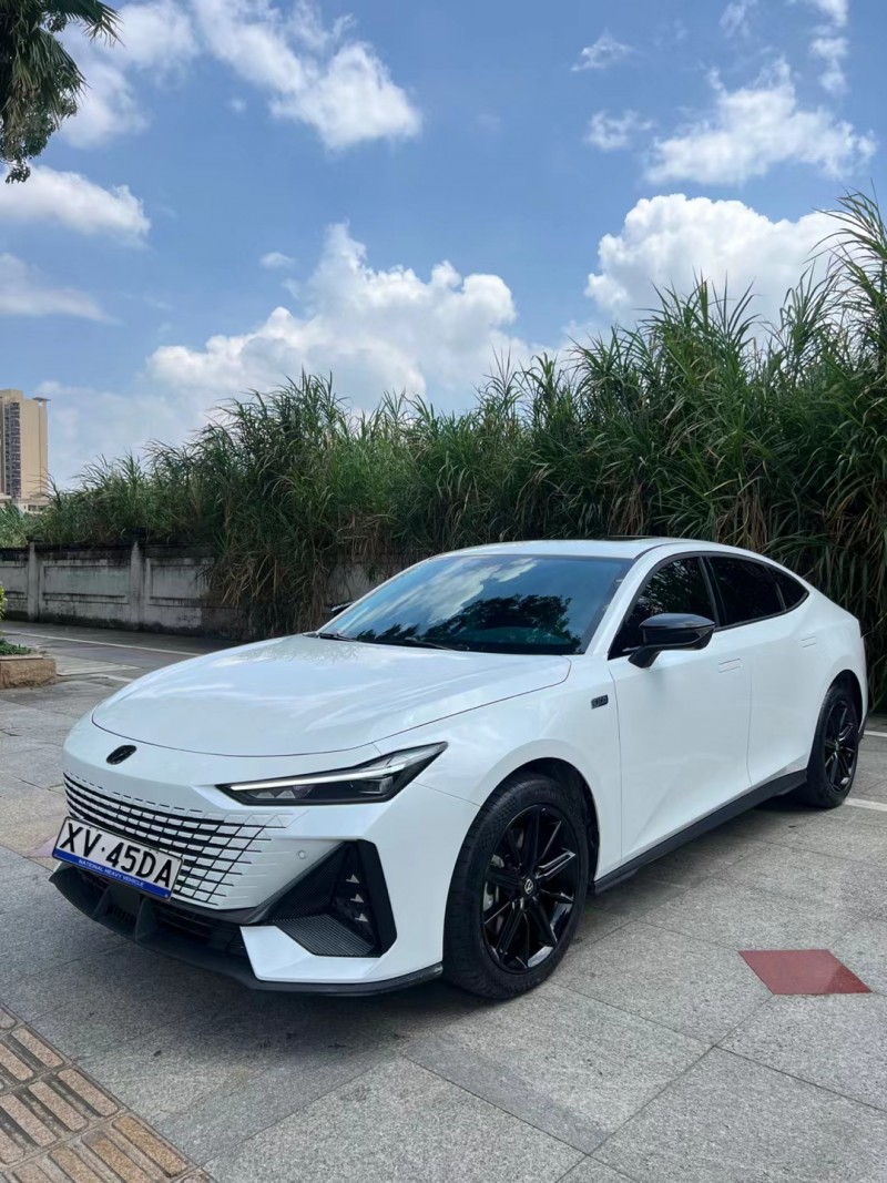 东莞23年长安汽车UNI-V2