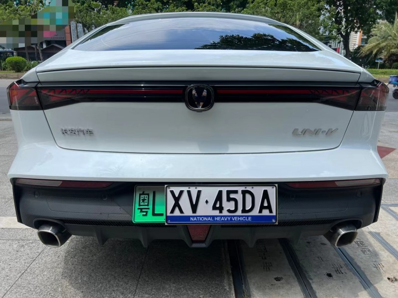 东莞23年长安汽车UNI-V9