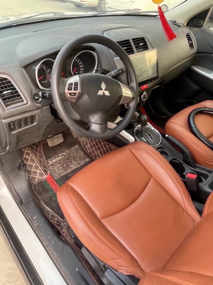 济南17年三菱劲炫2