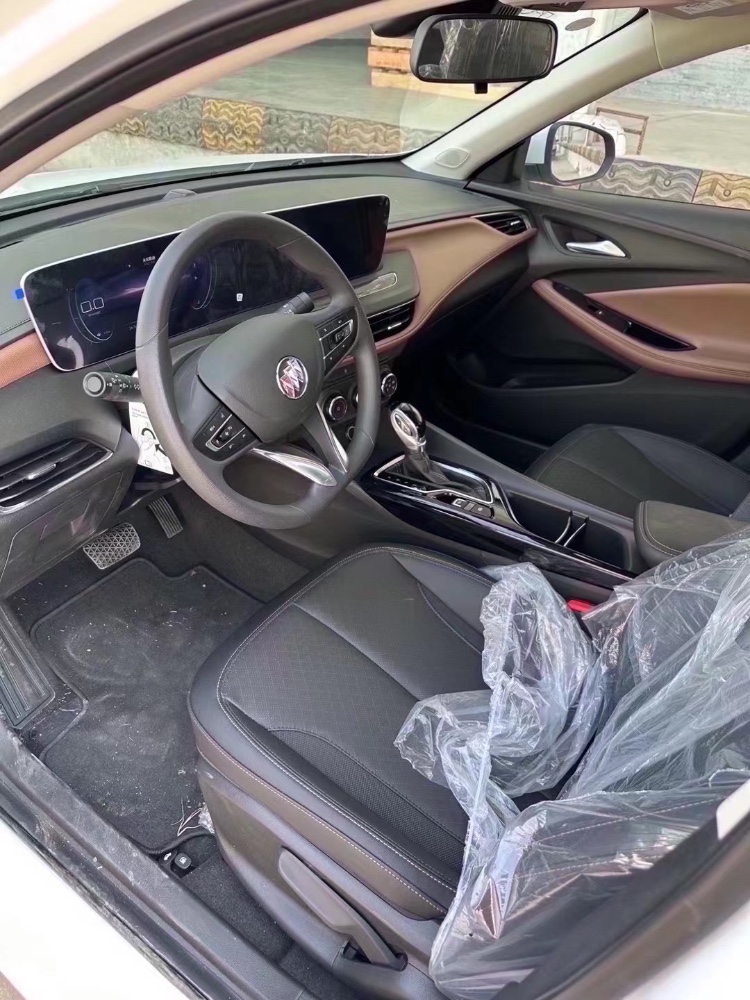 济南22年别克威朗4