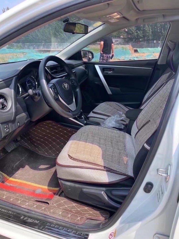 济南19年丰田雷凌8