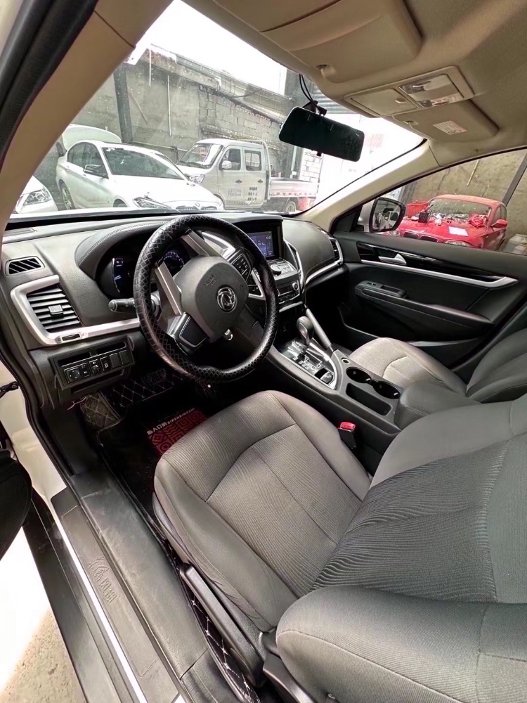 济南16年东风AX7pro9