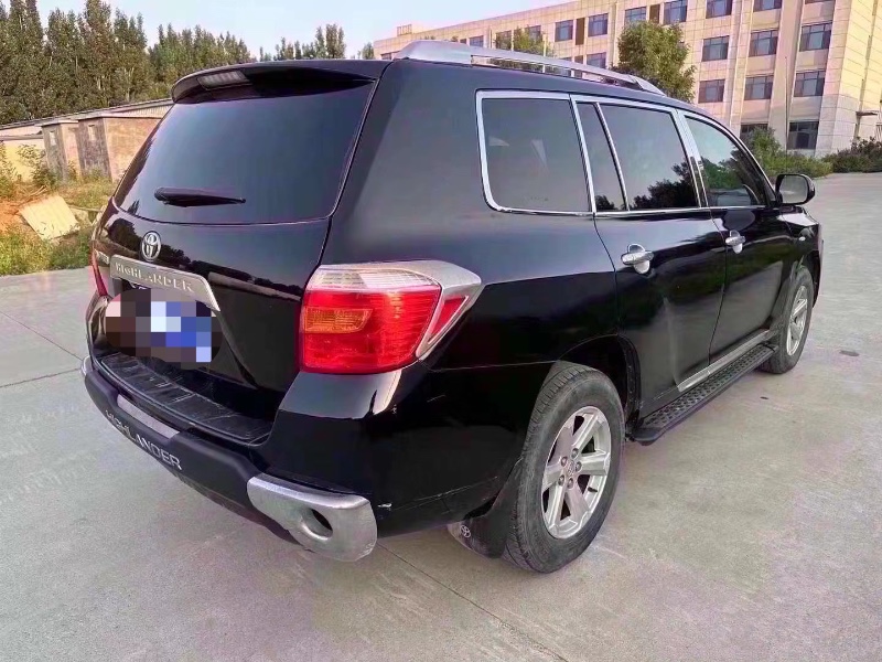 济南11年丰田汉兰达7