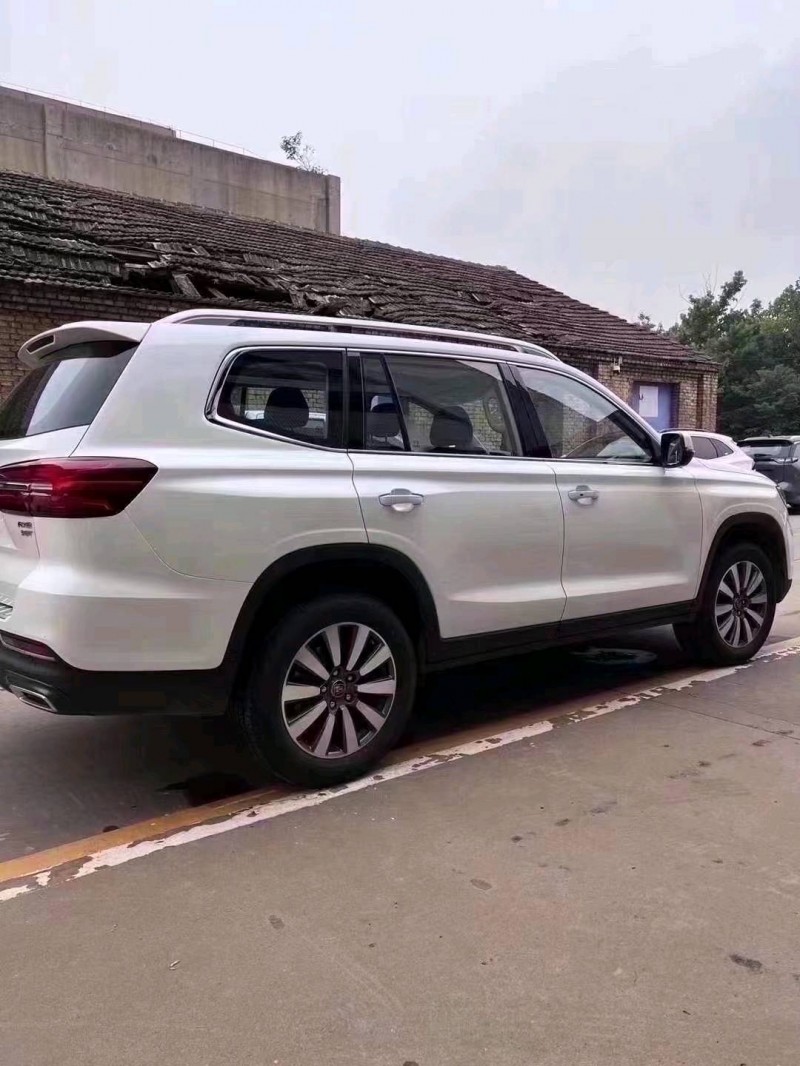 邯郸23年荣威RX83