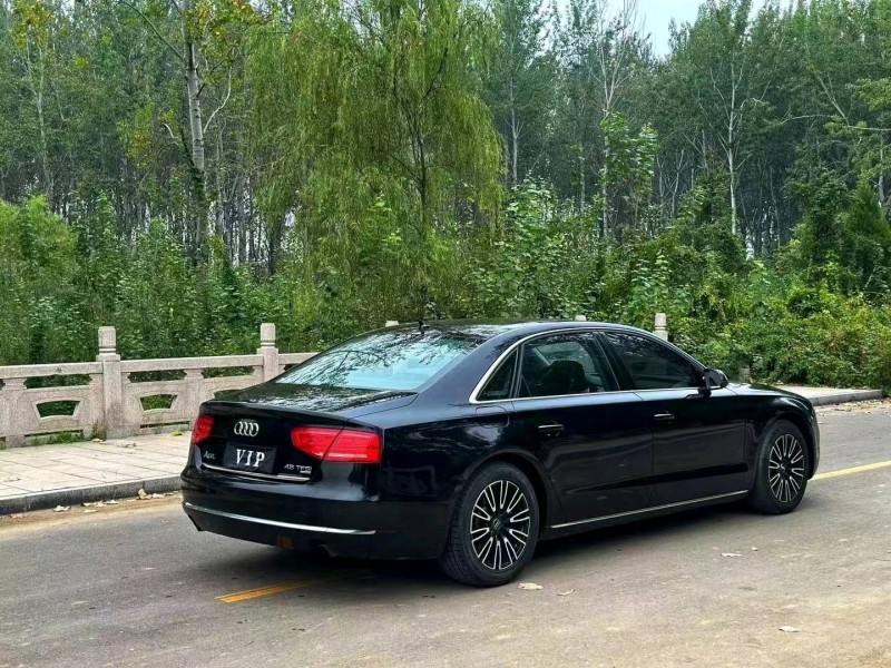 东营13年奥迪A8L4