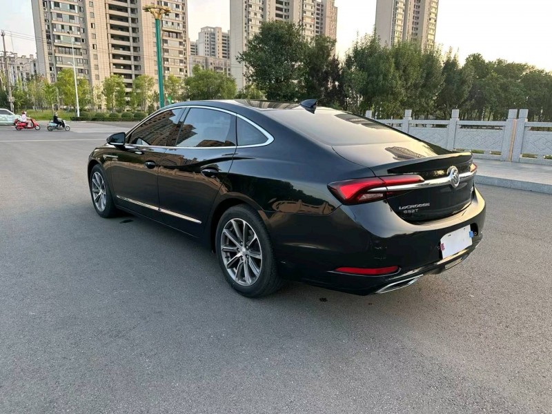 徐州21年别克君越6