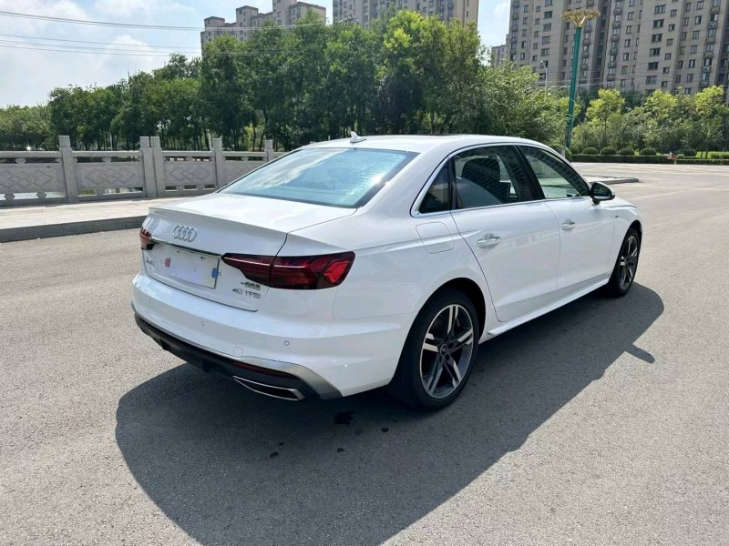 徐州23年奥迪A4L4