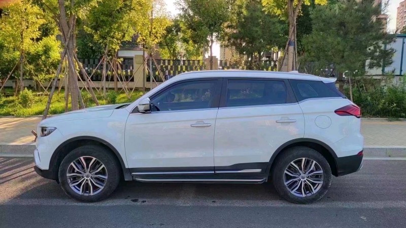 邯郸20年吉利博越7