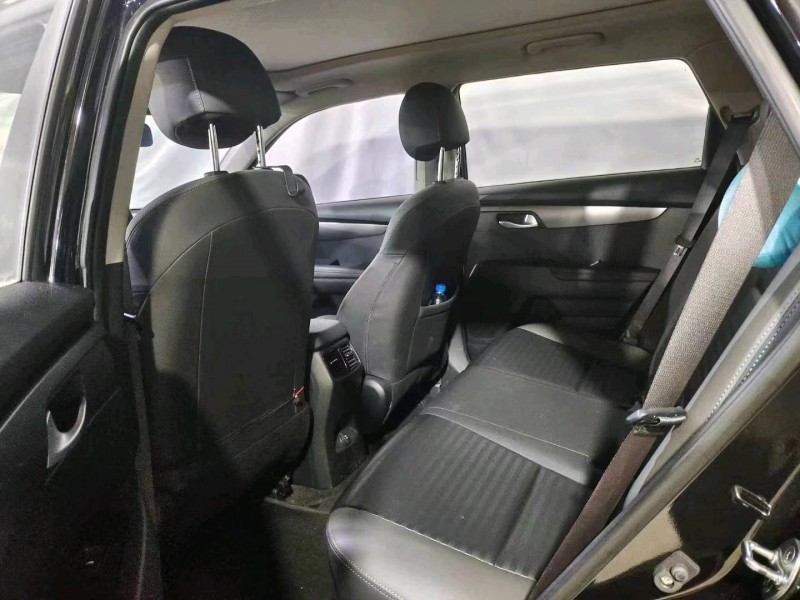 邯郸21年起亚智跑3