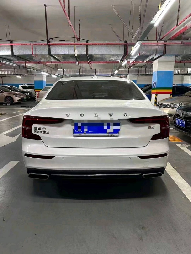 重庆21年沃尔沃S60L6