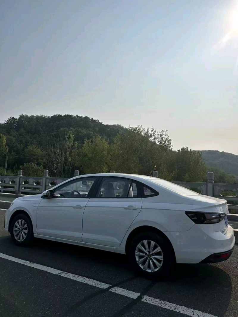 东营23年大众朗逸5