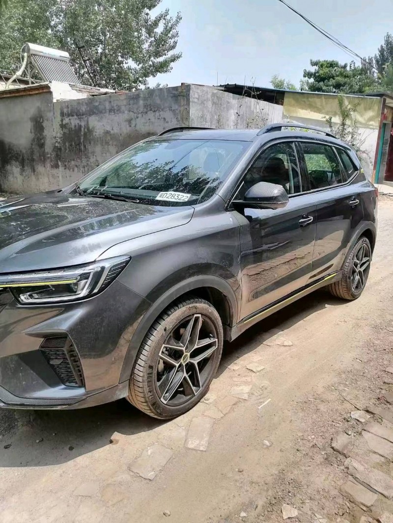 邯郸23年荣威RX56